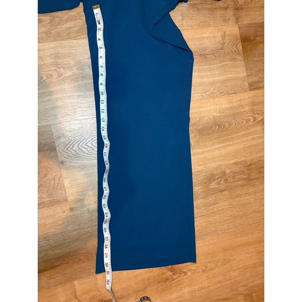 TAHARI ARTHUR‎ S LEVINE size 10 BLUE CROP WIDE LEG SLEEVELESS JUMPSUIT - Picture 2 of 8